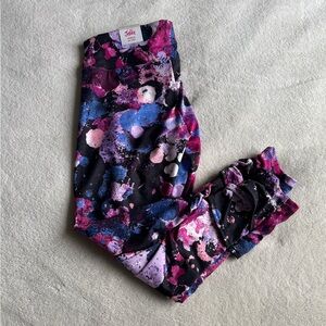 Justice ankle length cut out legging 10